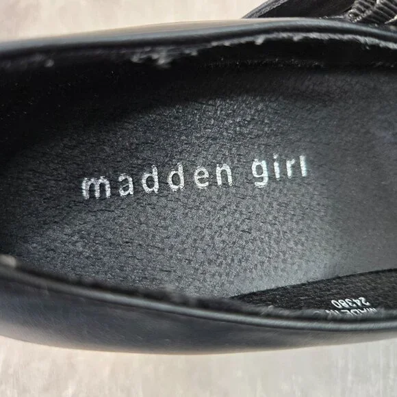 Madden Girl Black Chunky Heel Mary Janes - Picture 11 of 12